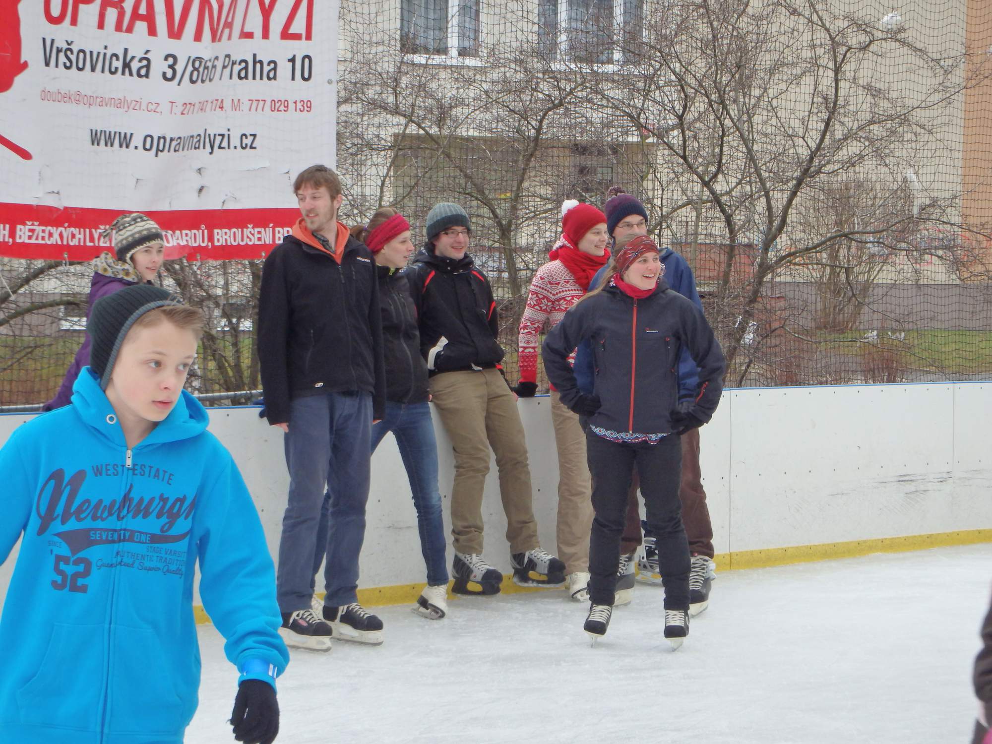 Harcovnici 15 brusleni Strasnice park Gutovka 031