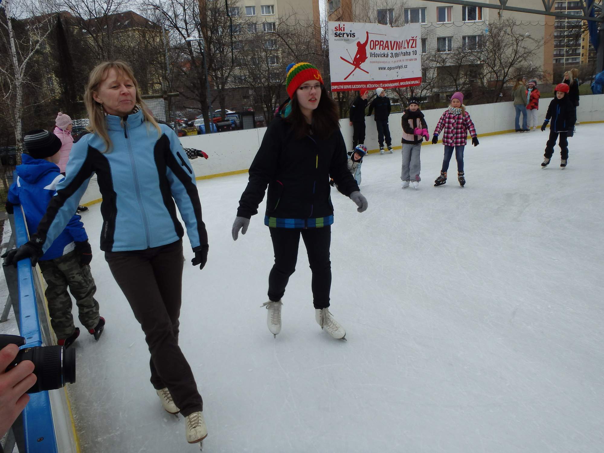 Harcovnici 15 brusleni Strasnice park Gutovka 051