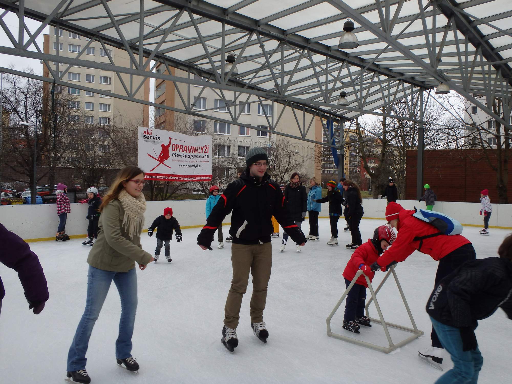 Harcovnici 15 brusleni Strasnice park Gutovka 055