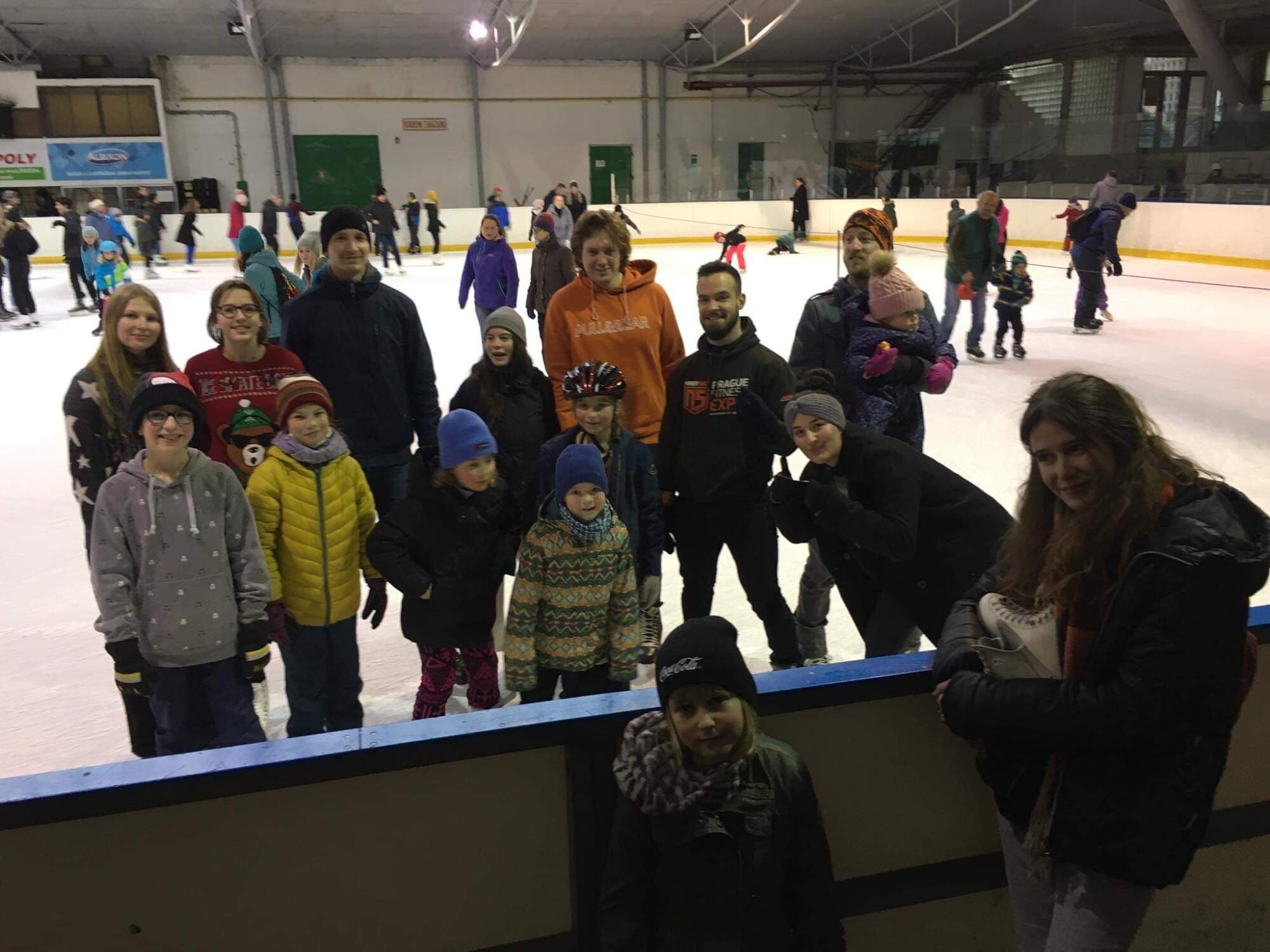 393D3CF2 3554 40D9 8BED A577560542DF