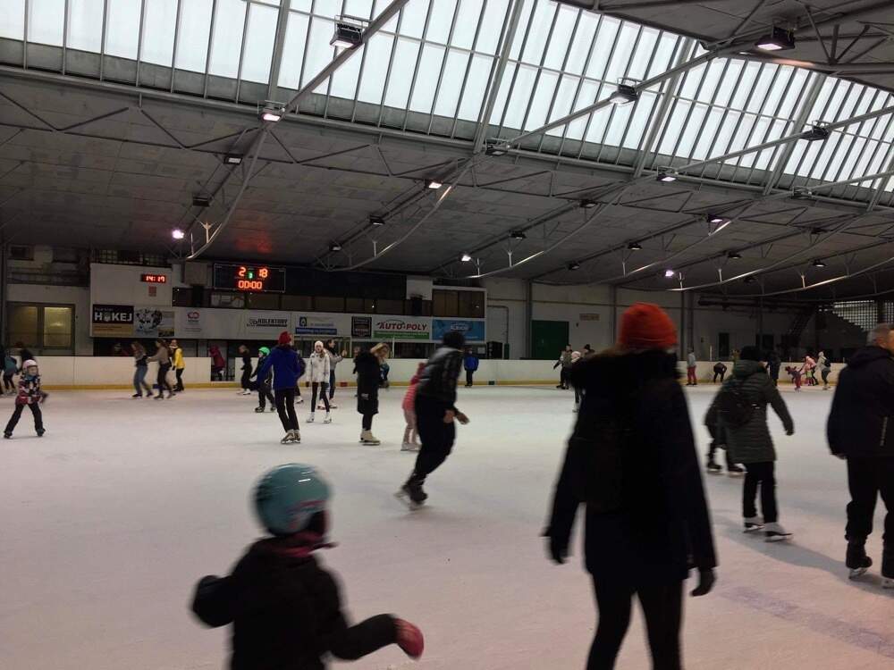 9B86563D 9625 48E1 A03F FCD50ABCF5E8