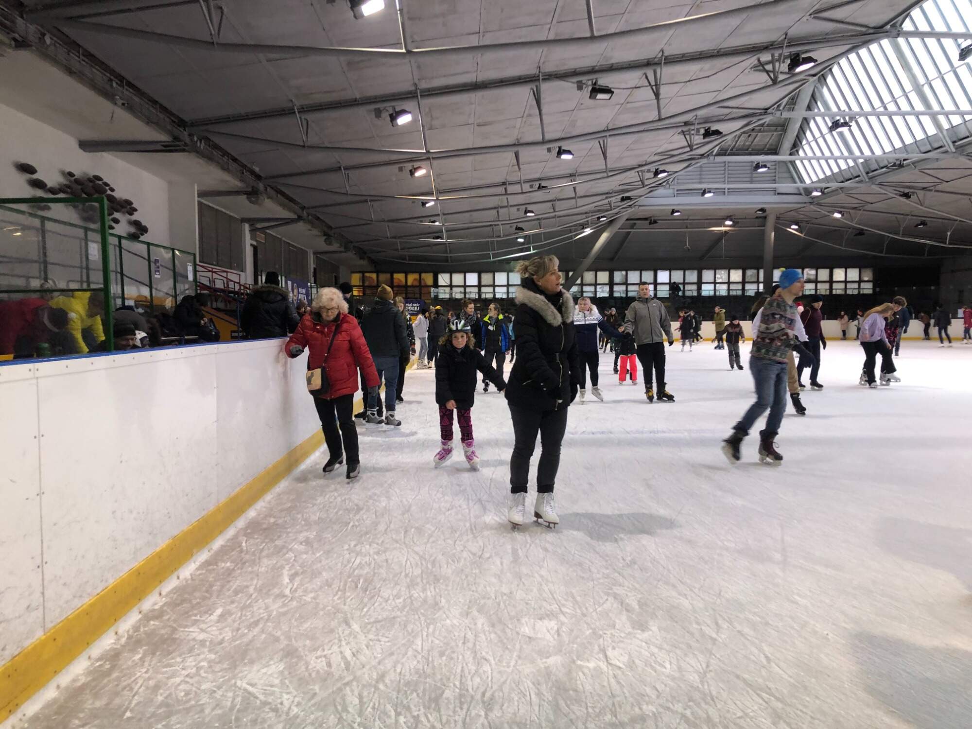 BCB47EFD E502 49C9 987F F2E49588F985