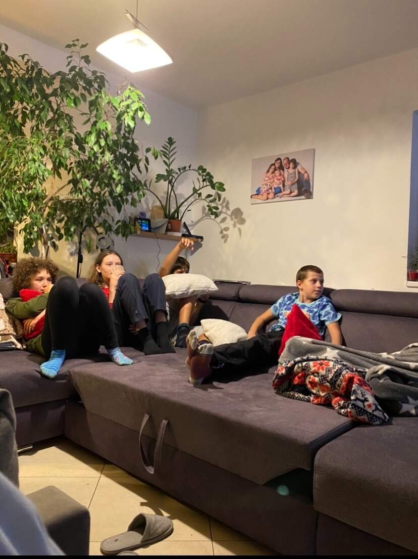 231A1ABC D2BB 4EA6 B829 9EECD2747BC9