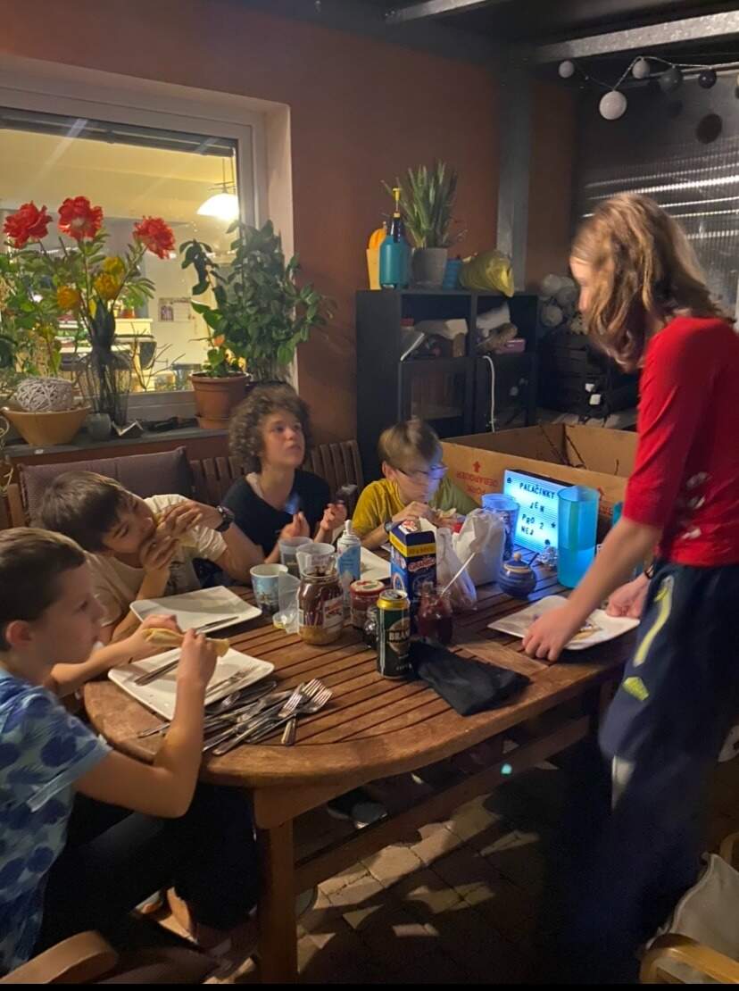 4938DECE 503B 43F5 B771 DF771DE2898F