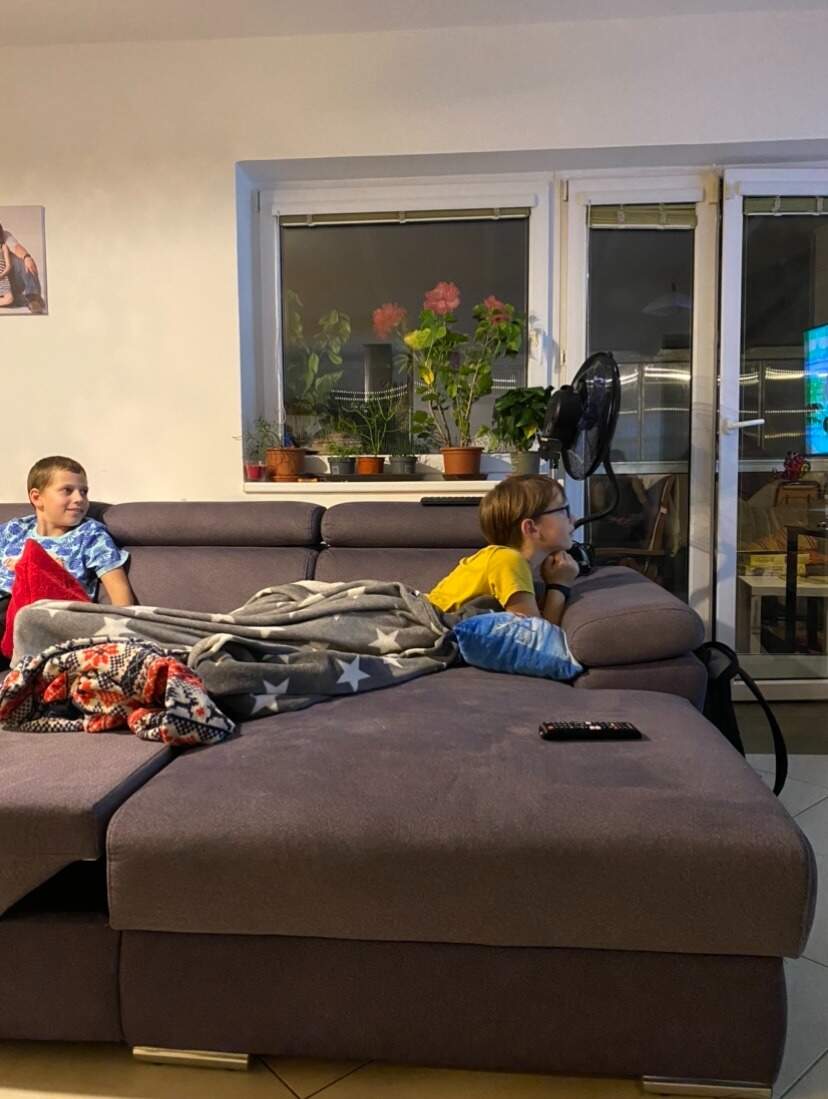 F29FCA1B CF9E 4558 9839 4B721F46F27A