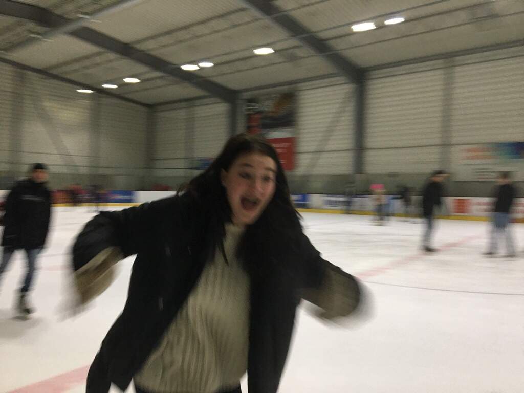 40FBCF41 355D 4508 B83E 22A66DEEB8FA 1 105 c