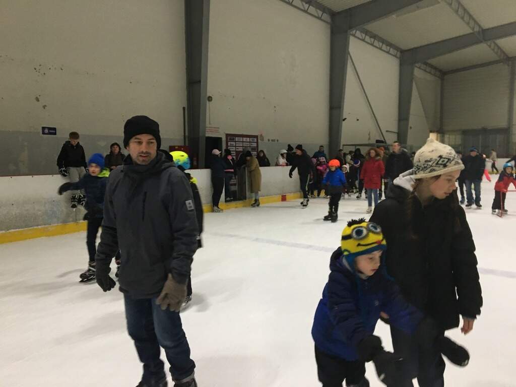 67124FED 2C36 48E3 A6A8 60308AC22161 1 105 c