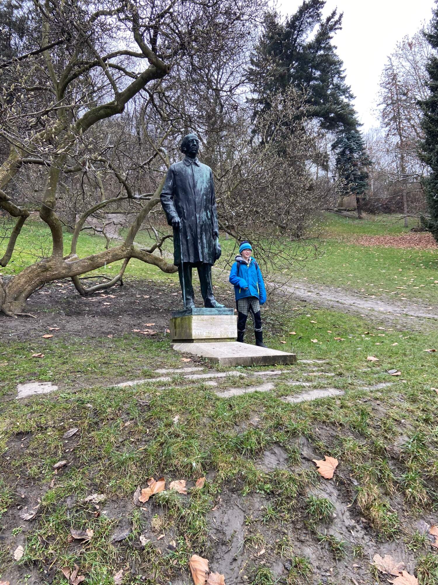 7FCAC3EF 87B7 4D00 B16C 2EC163D8EE1C