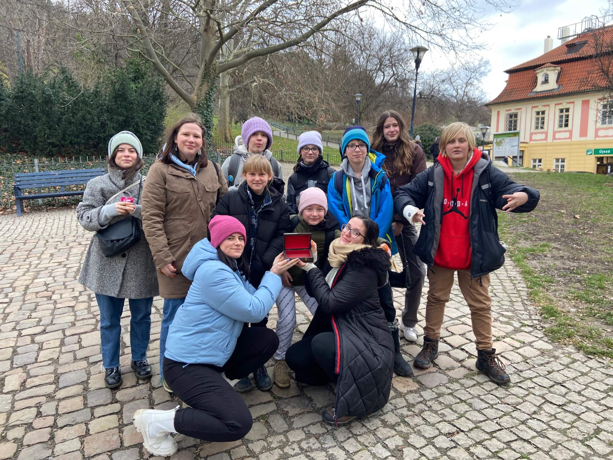 9DD84236 81B3 4BC5 A9DC 3AC930B2E4E1