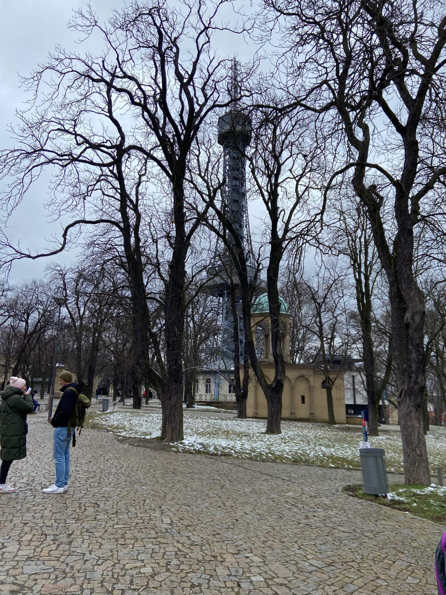 F5BD4D87 02A9 4C12 A172 F8E66B28F8D2