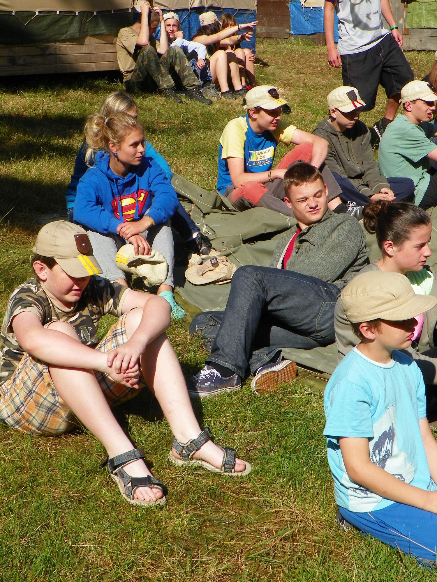 Etapovka trojnozka 0171