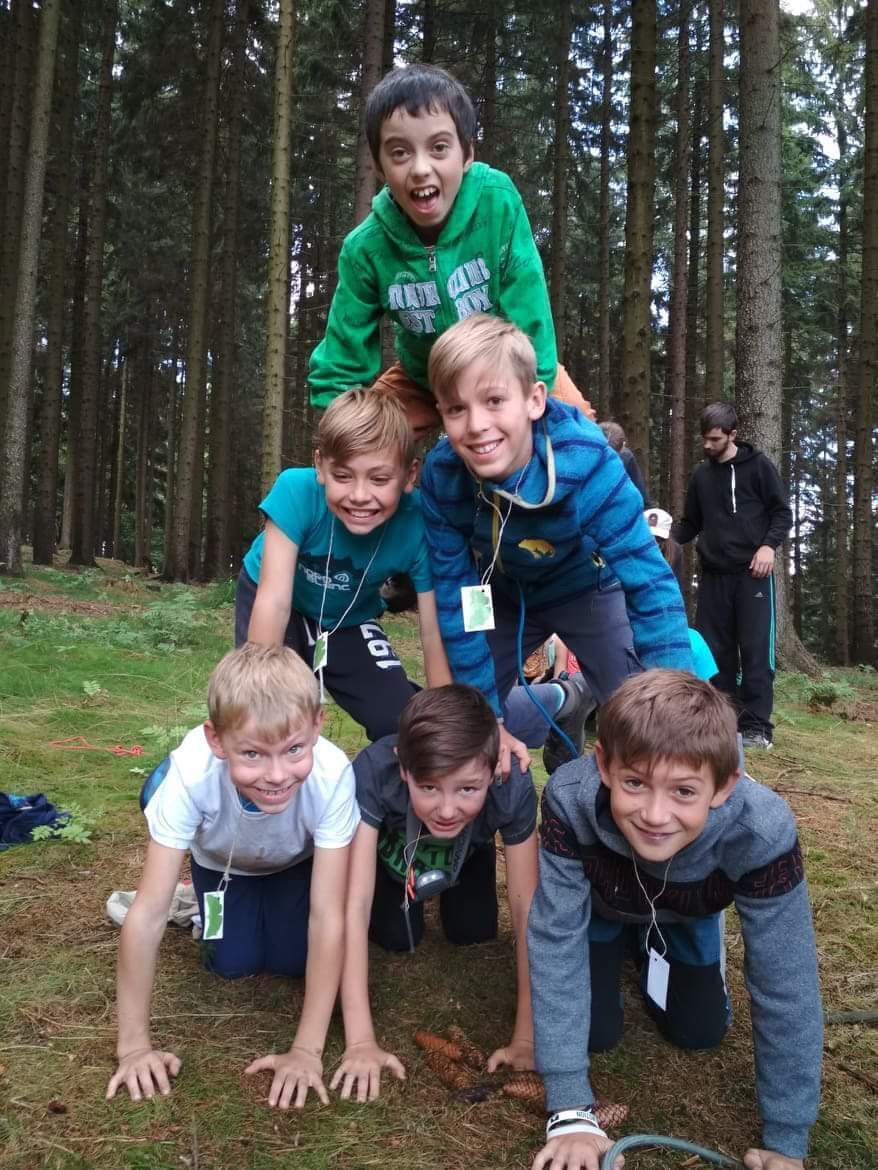 34405852 C6A5 4D3C 947A 1052821BDD91