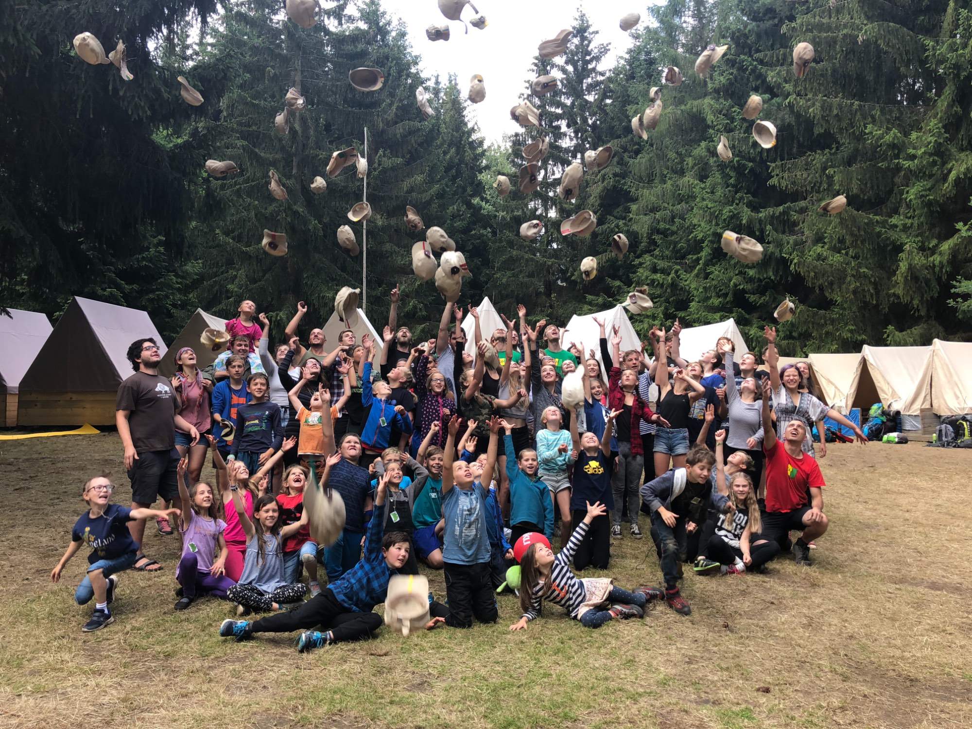 727756A5 EB70 42B5 BFE4 EA21DA43AD9B